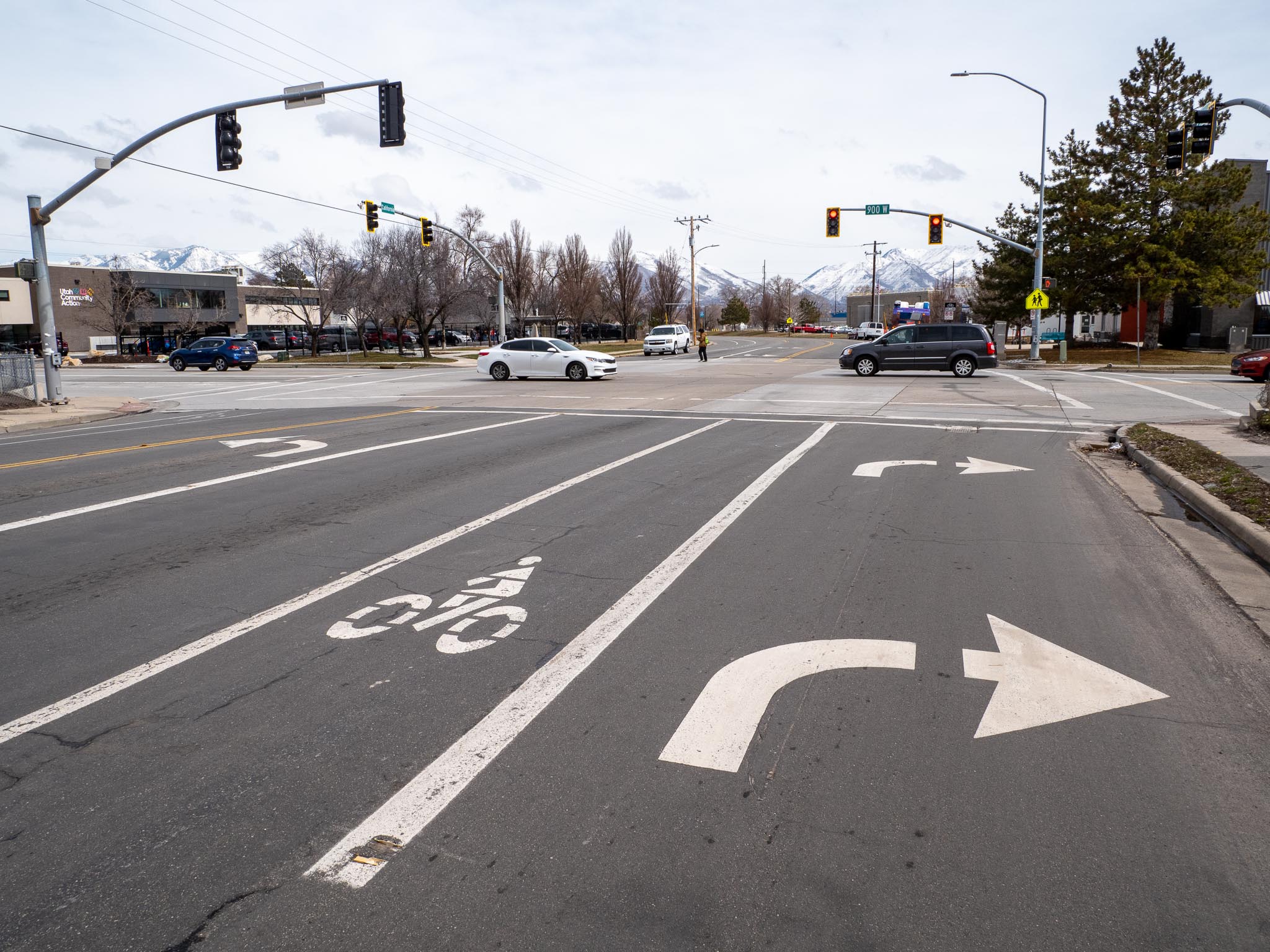 900 West and California Avenue intersection existing conditions