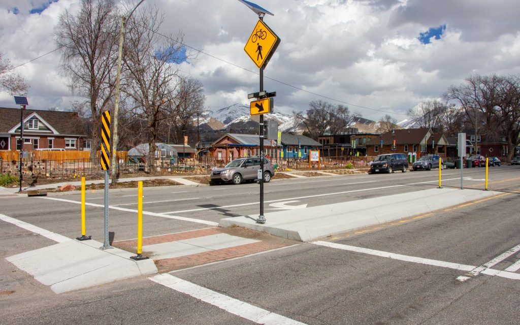 A picture of the enhanced crosswalk at 600 East and 800 South.