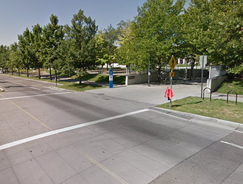 This image has an empty alt attribute; its file name is RaisedCrosswalk300E.png