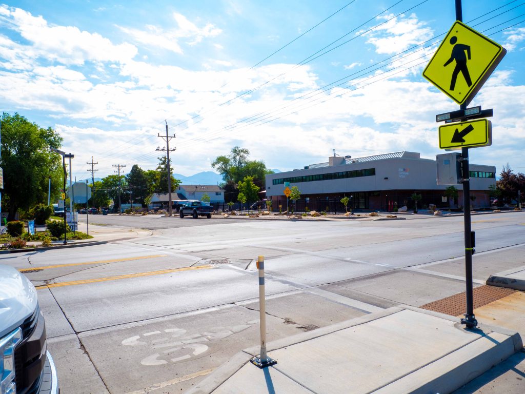 A picture of the enhanced crosswalk at 1250 South and 900 West.