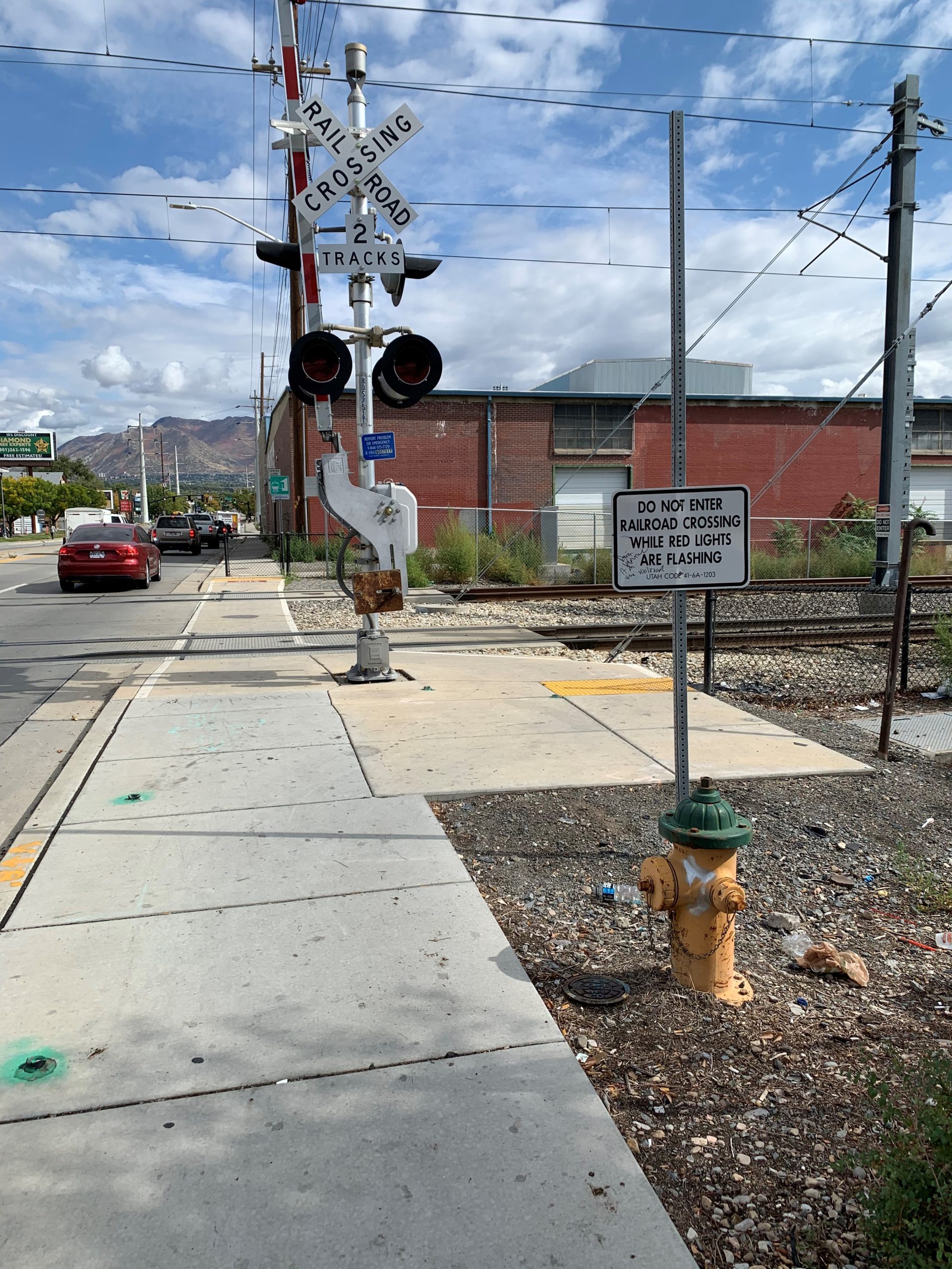 A picture of the sidewalk along 1300 South near the Ballpark TRAX station.